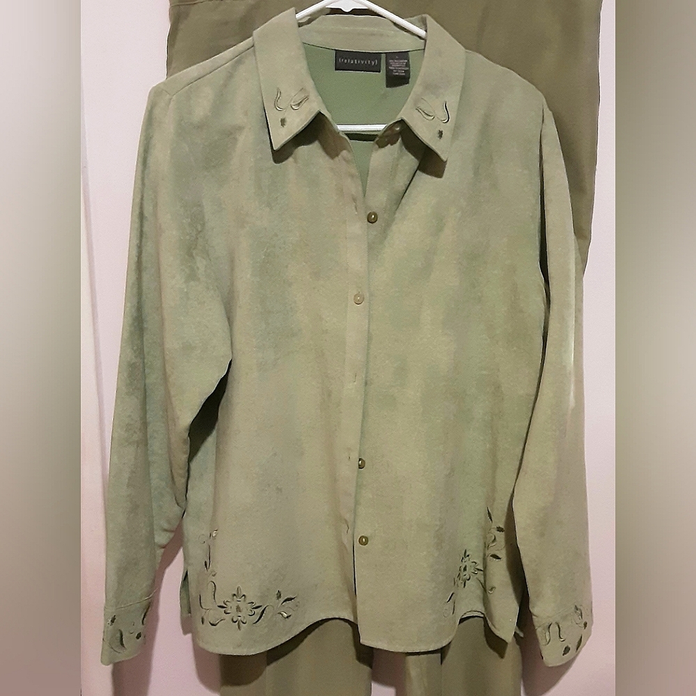 Relativity Green Jacket Blouse Shacket Embroidered w/free slacks